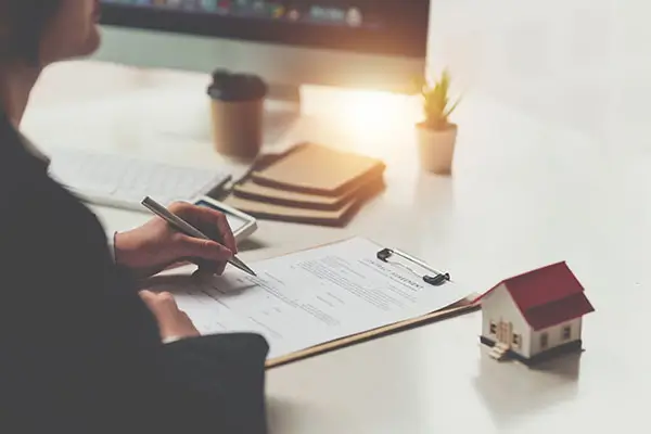 多米尼克人去到奥地利旅游需要多少天